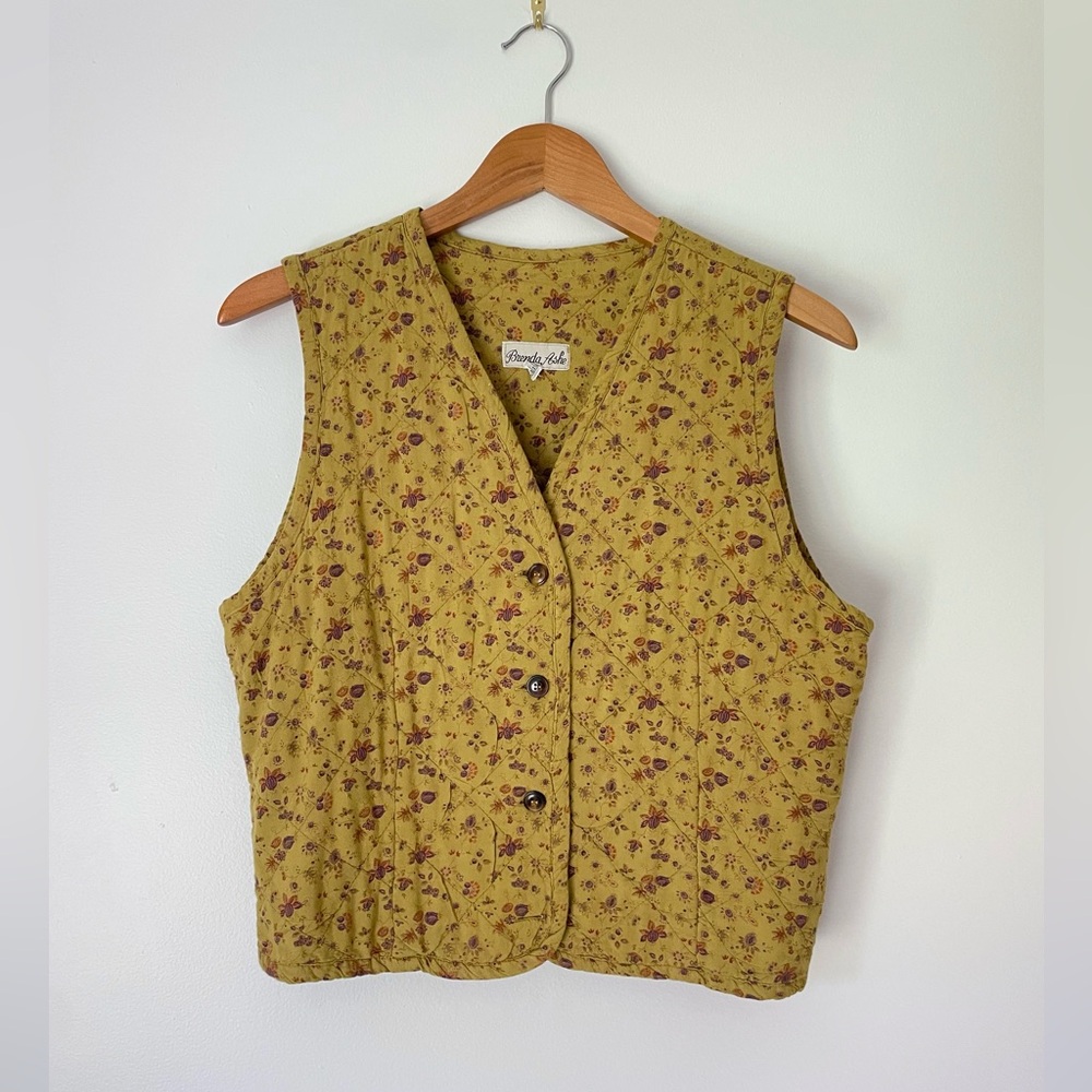 Vintage Italian floral quilted Vest